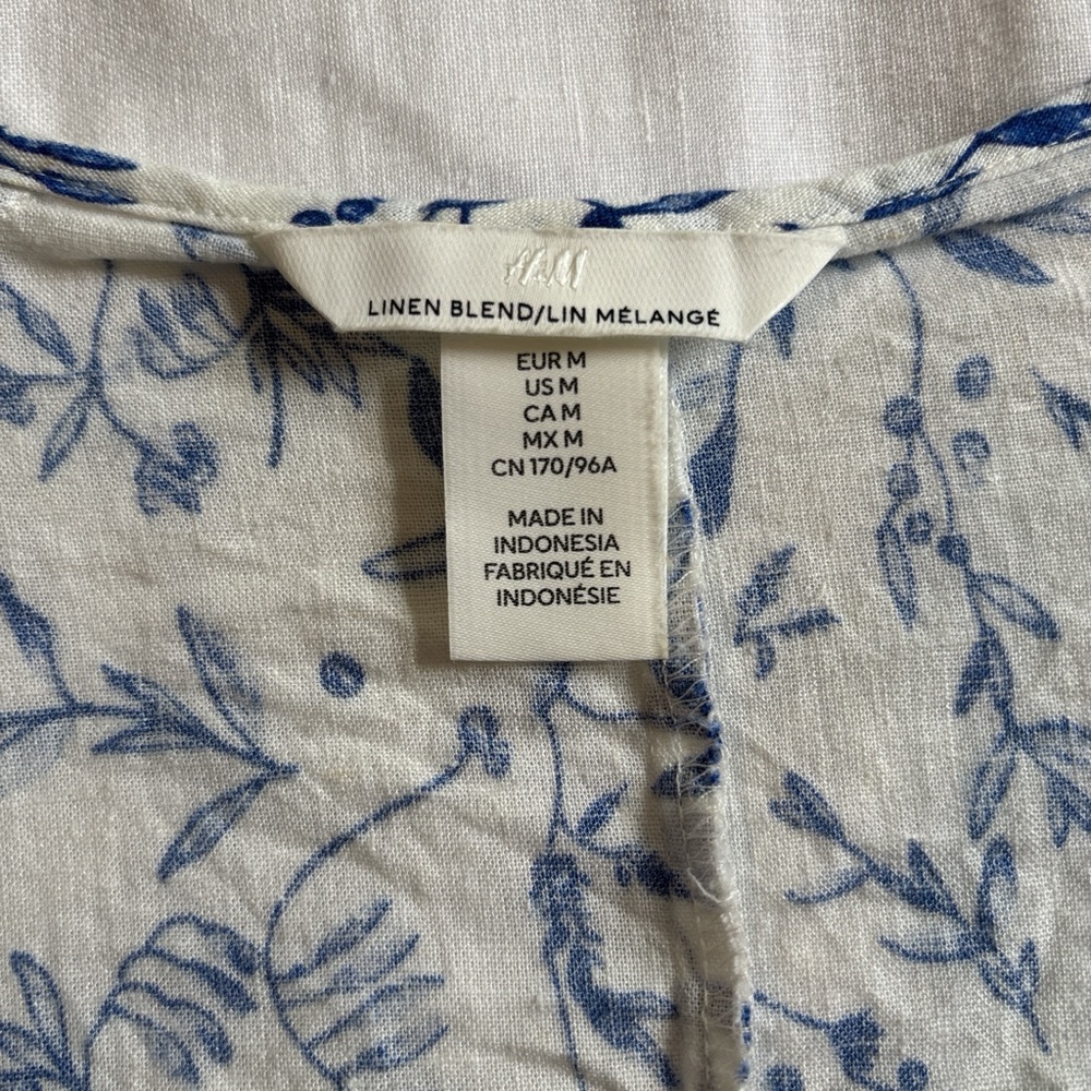 H&M Blue Floral Linen-Blend Puff Sleeve Blouse Size Med Cottagecore - Picture 2 of 7